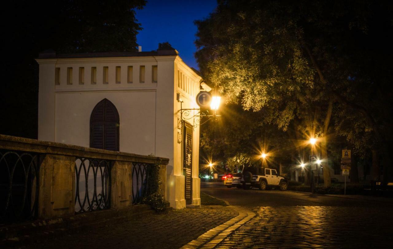 Feliz Apartman غيولا المظهر الخارجي الصورة